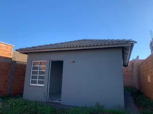 CASA com 2 dormitórios e 1 banheiro no bairro Jd. Nossa Senhora de Fatima de ASSIS, 47 m² construídos