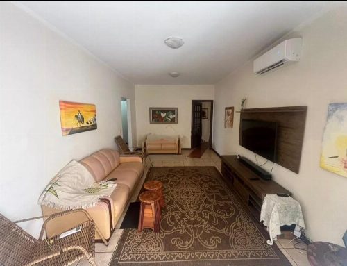CASA com 4 dormitórios, 4 banheiros e 2 vagas no bairro Jardim Europa de ASSIS, 218 m² construídos